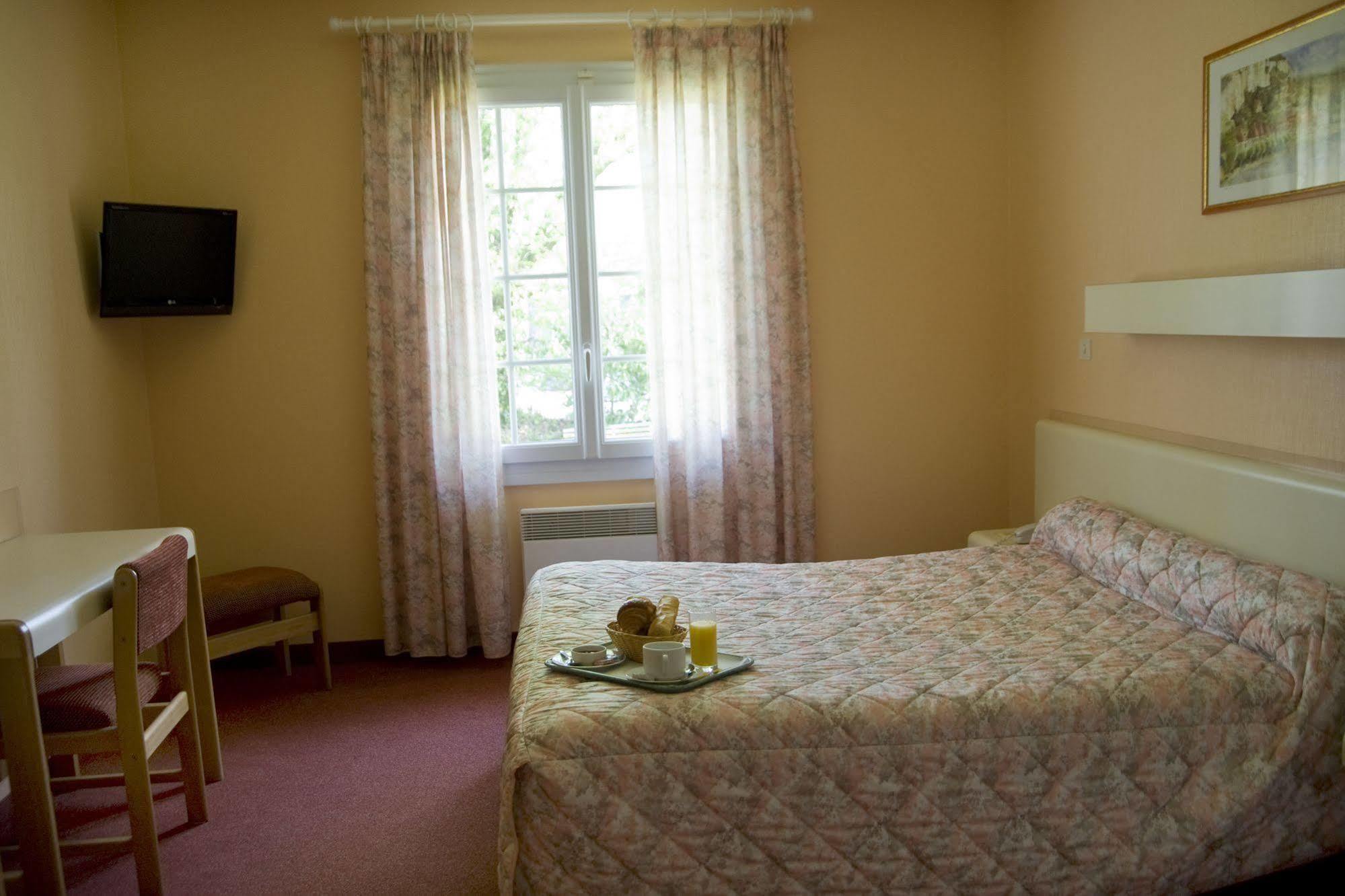 Hotel La Belle Etoile Thouaré-sur-Loire Esterno foto